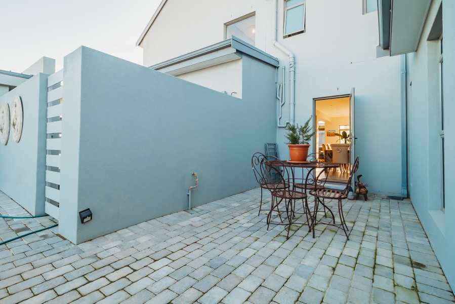5 Bedroom Property for Sale in Kingswood Golf Estate Western Cape